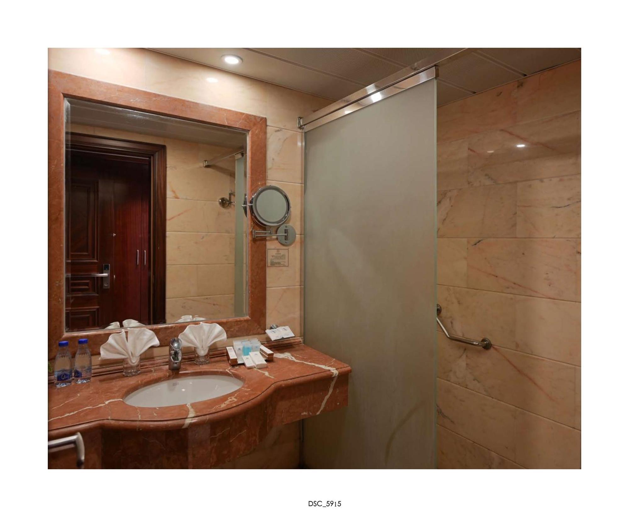 Emaar Royal 5*